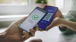 Cuándo entra en vigencia la interoperabilidad de los QR para tarjetas de crédito