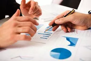 La Corte declaró la constitucionalidad de una reducción de salarios a empleados públicos
